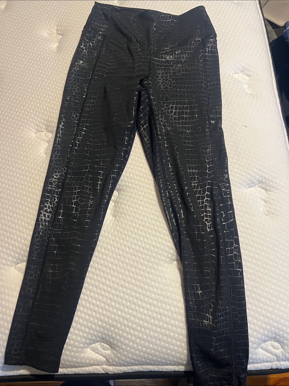 Black womens Croc-Print Leggings